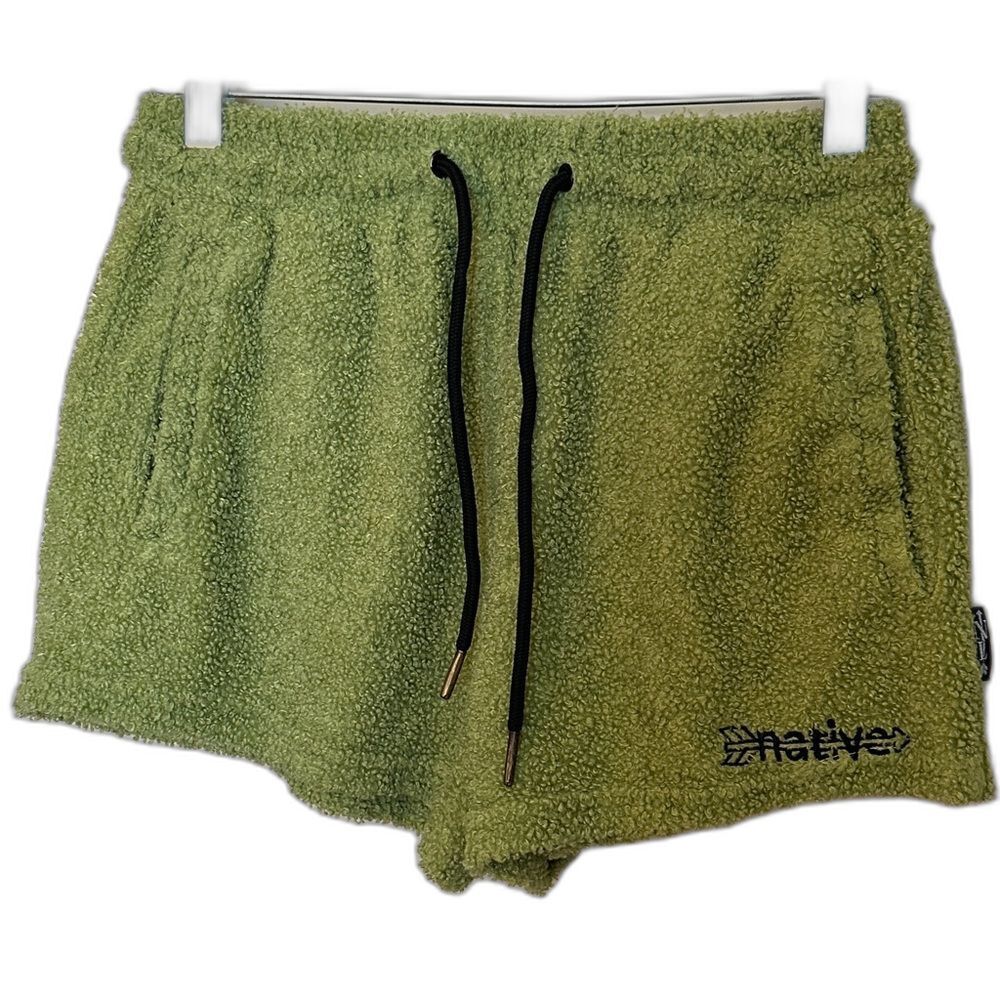 Native Language Sherpa Green Fleece Waist Tie Towel Shorties Women's Sz Medium